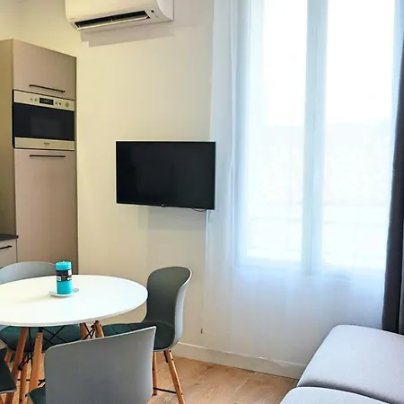 Appartement Centre Cannes, Appartement 101, 1 room By Palmazur *