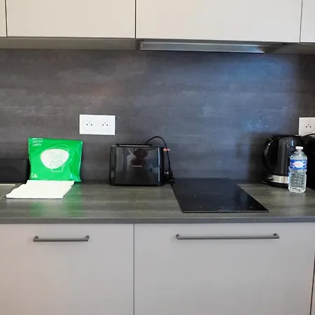 Centre Cannes, Appartement 101, 1 room By Palmazur Cannes