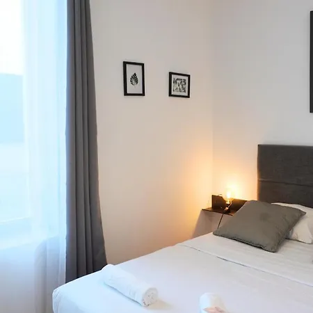 Proche Carlton & Croisette, Appartement 101 - Palmazur Vacances Apartment *